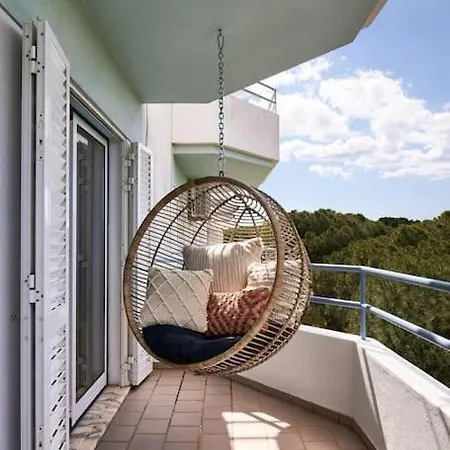 Seaside Serenity Beachside Албуфейра