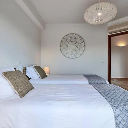 Seaside Serenity Beachside Apartman